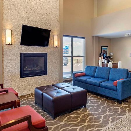 Comfort Inn & Suites Edgewood Buitenkant foto