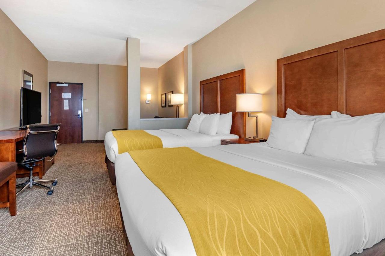 Comfort Inn & Suites Edgewood Buitenkant foto