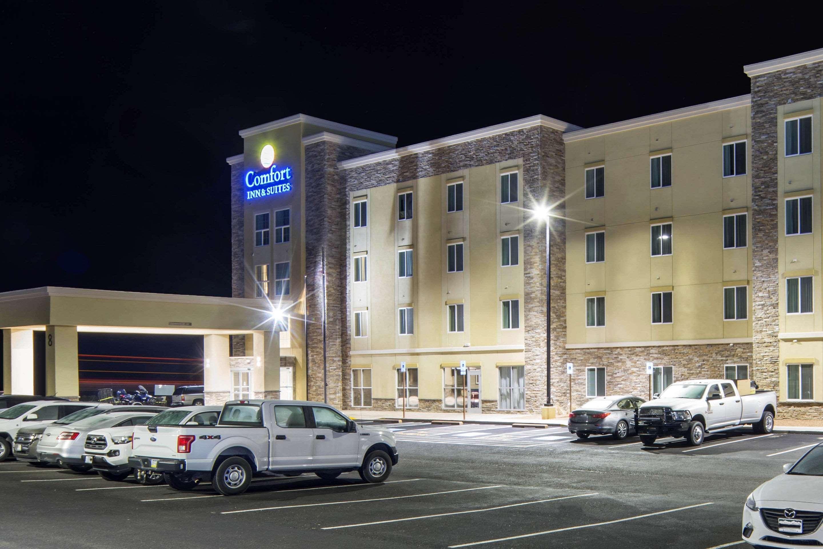 Comfort Inn & Suites Edgewood Buitenkant foto