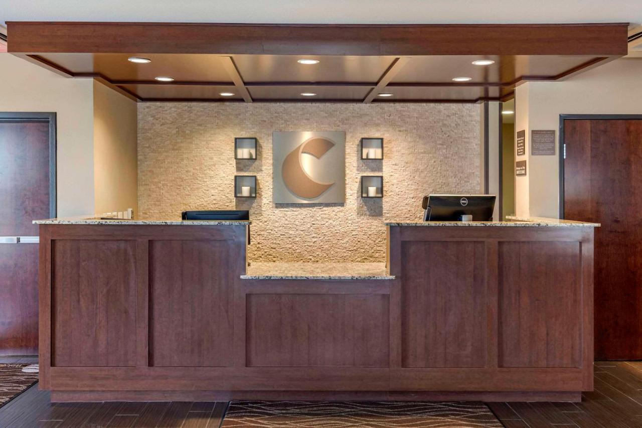 Comfort Inn & Suites Edgewood Buitenkant foto