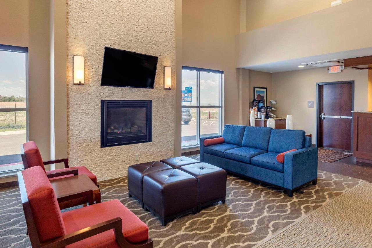 Comfort Inn & Suites Edgewood Buitenkant foto
